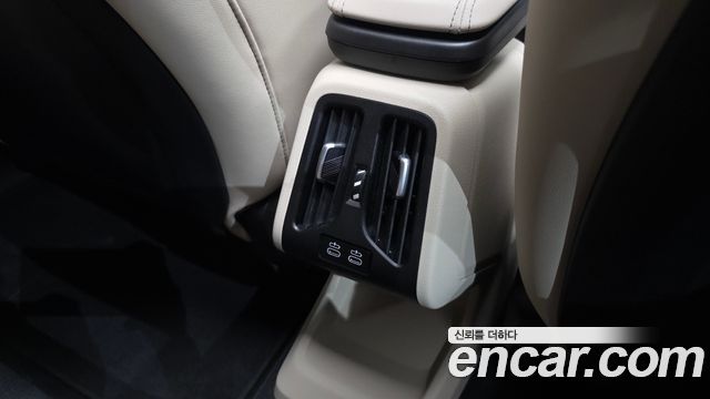 BMW X1 (U11) sDrive 18d xLine 2025 — фото 31