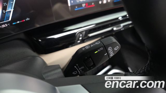 BMW X1 (U11) sDrive 18d xLine 2025 — фото 35