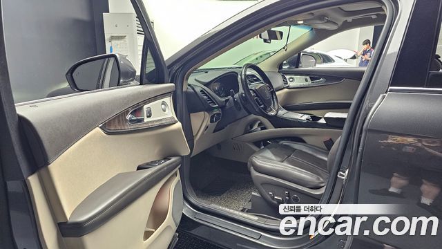 Lincoln Nautilus (I) 2.7 Reserve AWD 2019 — фото 10