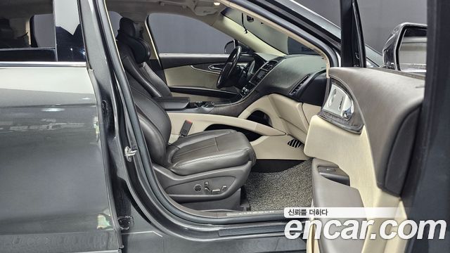 Lincoln Nautilus (I) 2.7 Reserve AWD 2019 — фото 11