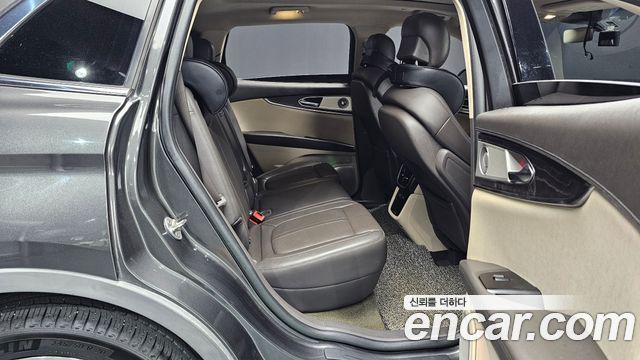 Lincoln Nautilus (I) 2.7 Reserve AWD 2019 — фото 12