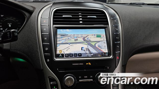 Lincoln Nautilus (I) 2.7 Reserve AWD 2019 — фото 14