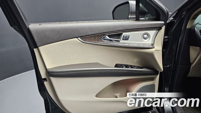 Lincoln Nautilus (I) 2.7 Reserve AWD 2019 — фото 24