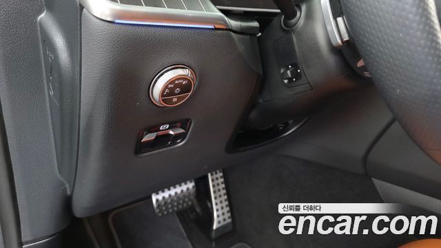 Mercedes-Benz GLC-Class (X254) GLC300 4MATIC AMG Line 2025 — фото 17