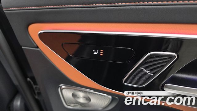 Mercedes-Benz GLC-Class (X254) GLC300 4MATIC AMG Line 2025 — фото 18