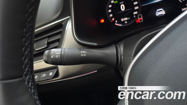 Renault Korea XM3 1.6 GTe Inspire 2024 — фото 18