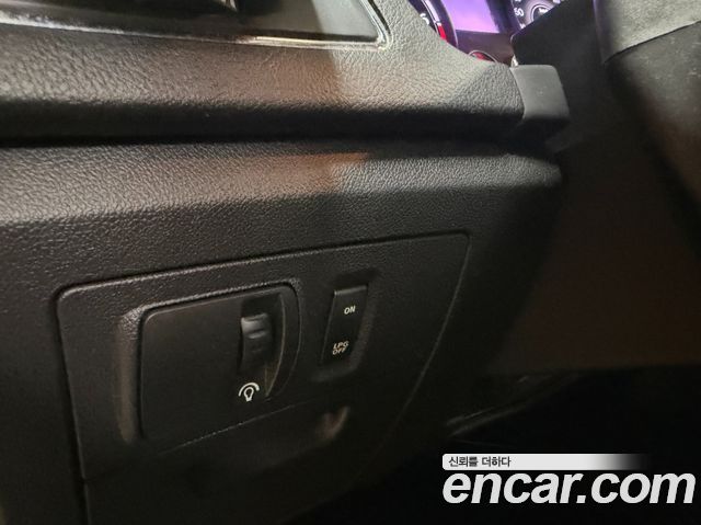 Renault Korea SM5 Platinum LPLi LE Standard 2014 — фото 19
