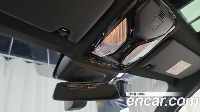 BMW 3 Series (G20) 320i M Sport 2025 — фото 16