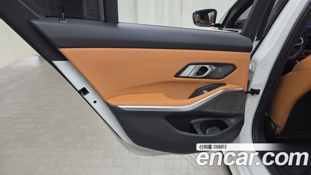 BMW 3 Series (G20) 320i M Sport 2025 — фото 25