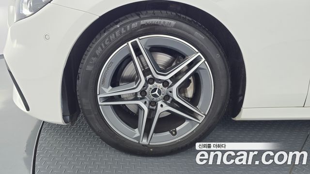 Mercedes-Benz E-Class (W213) E250 AMG Line 2023 — фото 5