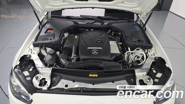 Mercedes-Benz E-Class (W213) E250 AMG Line 2023 — фото 6