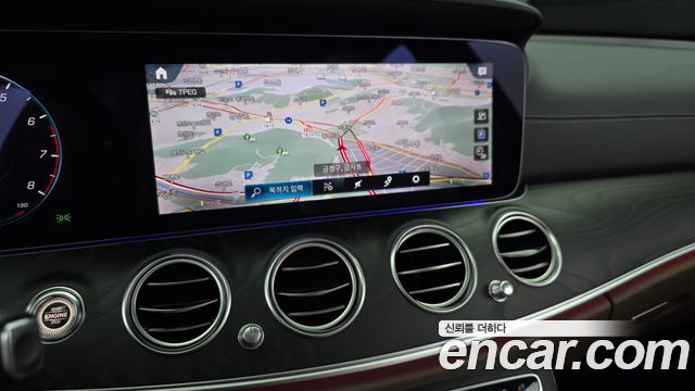 Mercedes-Benz E-Class (W213) E250 AMG Line 2023 — фото 15