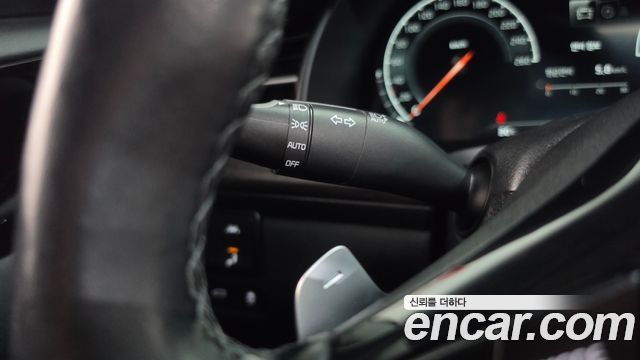 Kia K7 Premier 3.0 GDI Signature 2020 — фото 35