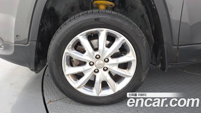 Jeep Cherokee (KL) 2.0 Diesel LIMITED 4WD 2014 — фото 5
