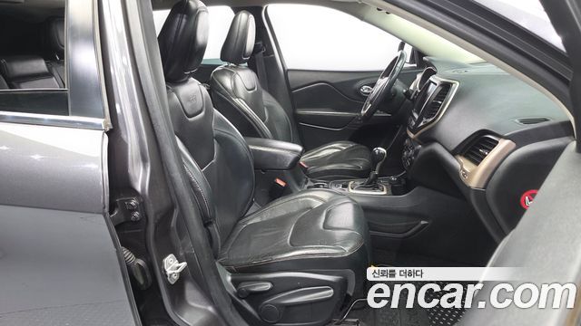 Jeep Cherokee (KL) 2.0 Diesel LIMITED 4WD 2014 — фото 11