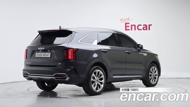 Kia Sorento (IV) Gasoline 2.5T 4WD Noblesse 2023 — фото 2