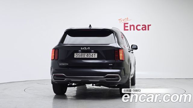 Kia Sorento (IV) Gasoline 2.5T 4WD Noblesse 2023 — фото 4