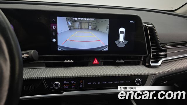 Kia Sportage (V) Diesel 2.0 2WD Prestige 2023 — фото 16