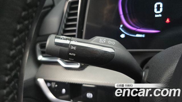 Kia Sportage (V) Diesel 2.0 2WD Prestige 2023 — фото 19