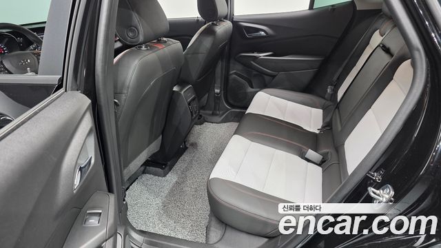 Chevrolet Trax Crossover 1.2 Red Line 2026 — фото 12