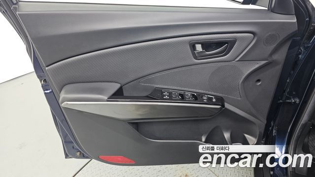 KG Mobility (SsangYong) Tivoli 1.6 2WD V3 2024 — фото 24
