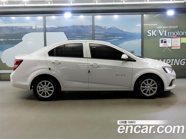 Chevrolet Aveo Sedan 1.4 Turbo L 2017 — фото 3