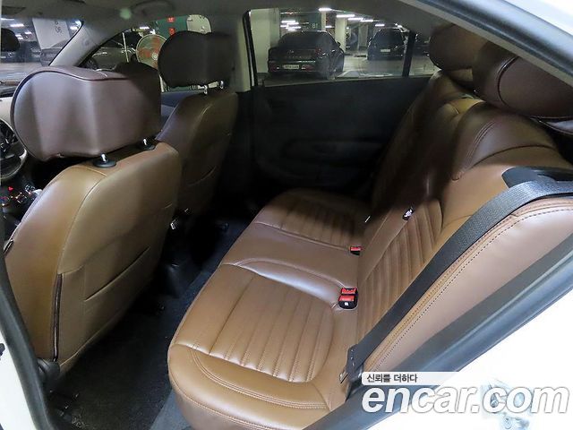 Chevrolet Aveo Sedan 1.4 Turbo L 2017 — фото 7