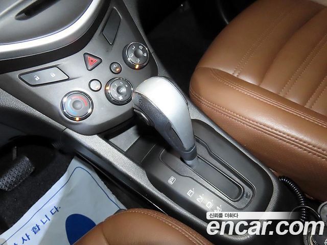 Chevrolet Aveo Sedan 1.4 Turbo L 2017 — фото 16