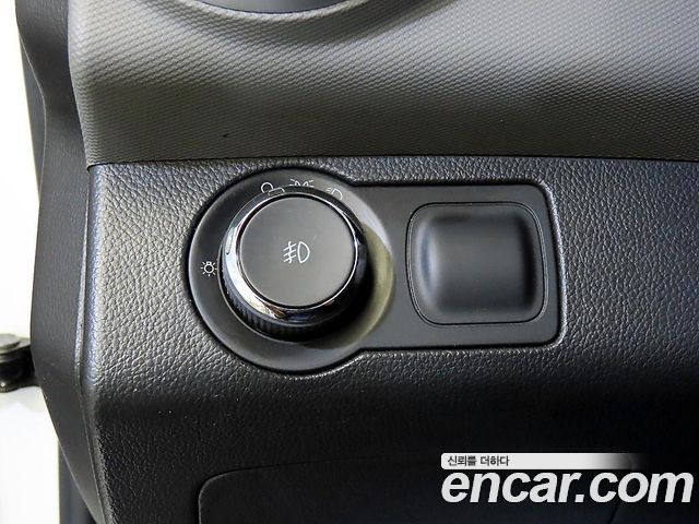 Chevrolet Aveo Sedan 1.4 Turbo L 2017 — фото 18