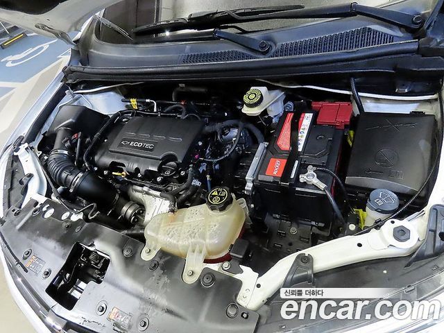 Chevrolet Aveo Sedan 1.4 Turbo L 2017 — фото 21