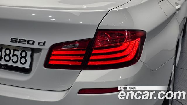 BMW 5 Series (F10) 520d M Aero Dynamic 2016 — фото 23