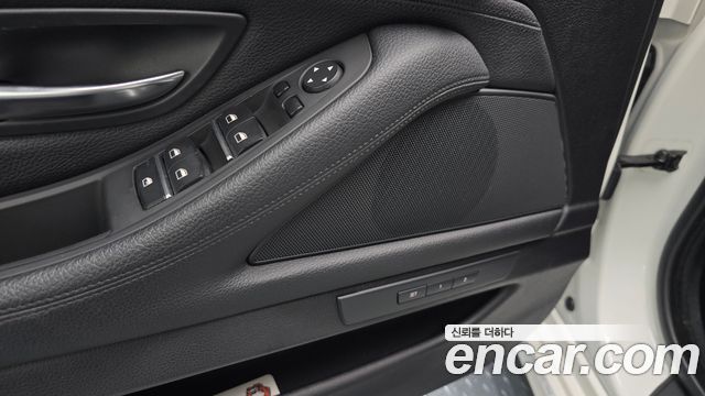 BMW 5 Series (F10) 520d M Aero Dynamic 2016 — фото 28