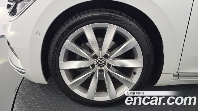 Volkswagen Arteon 2.0 TDI Prestige 2022 — фото 5