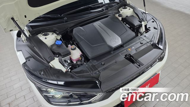 Kia EV6 Long Range 4WD GT Line 2023 — фото 6