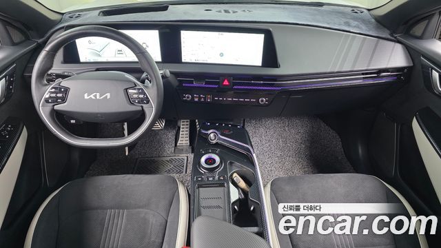 Kia EV6 Long Range 4WD GT Line 2023 — фото 7