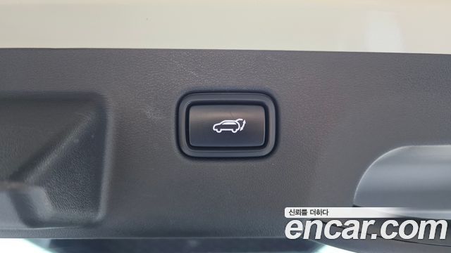 Kia EV6 Long Range 4WD GT Line 2023 — фото 17