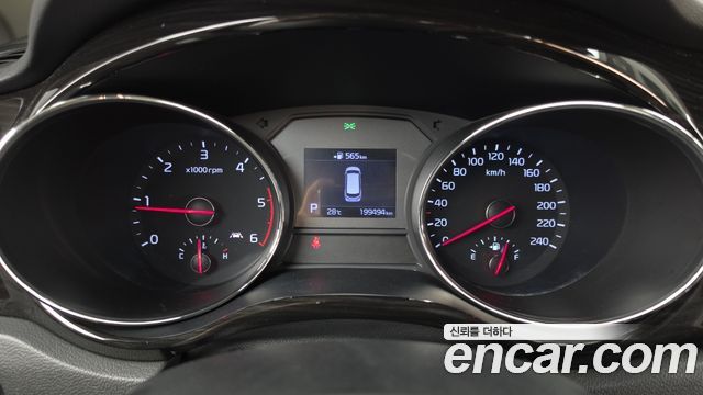 Kia Carnival 9-Seater Prstige 2019 — фото 8