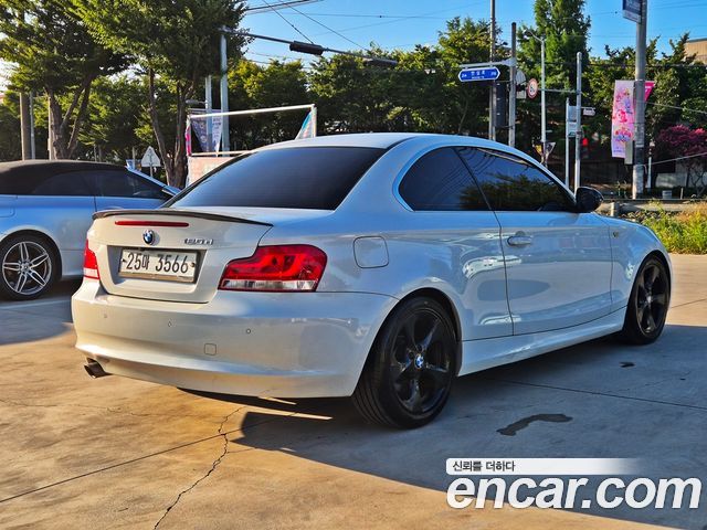 BMW 1 Series (E82) 120d Coupe Sport 2011 — фото 3