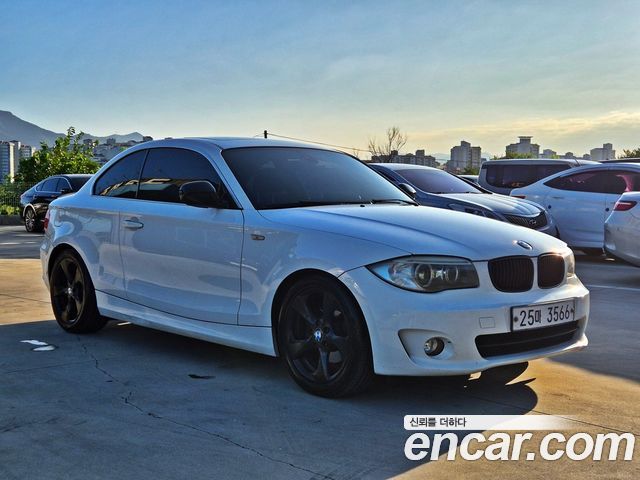 BMW 1 Series (E82) 120d Coupe Sport 2011 — фото 4