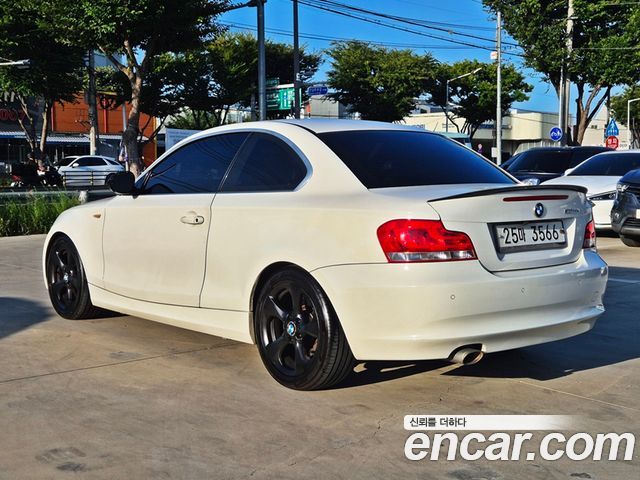 BMW 1 Series (E82) 120d Coupe Sport 2011 — фото 6