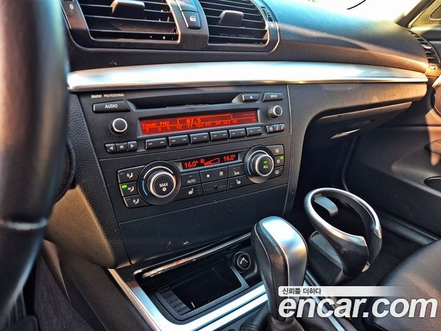 BMW 1 Series (E82) 120d Coupe Sport 2011 — фото 10