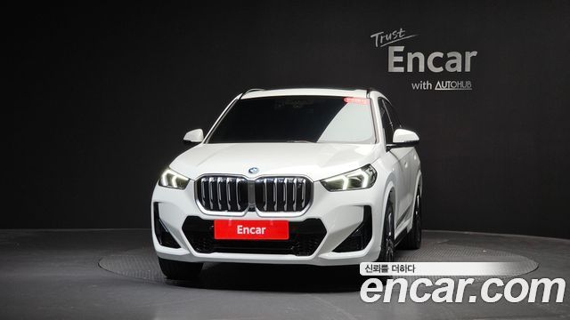 BMW iX1 (U11) xDrive 30 M Sport 2023 — фото 3