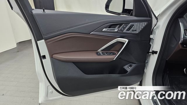 BMW iX1 (U11) xDrive 30 M Sport 2023 — фото 24