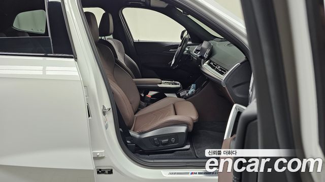 BMW iX1 (U11) xDrive 30 M Sport 2023 — фото 26
