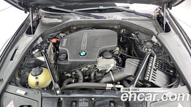 BMW 5 Series (F10) 528i M Sport 2013 — фото 6