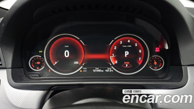 BMW 5 Series (F10) 528i M Sport 2013 — фото 8
