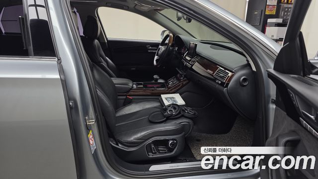 Audi A8 3.0 TFSI Quattro LWB D4 2012 — фото 11