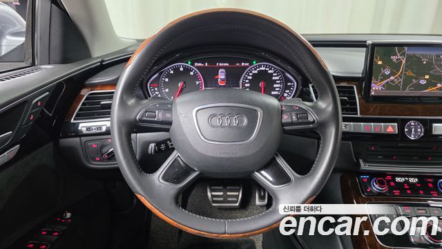 Audi A8 3.0 TFSI Quattro LWB D4 2012 — фото 13