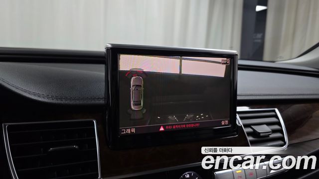 Audi A8 3.0 TFSI Quattro LWB D4 2012 — фото 15