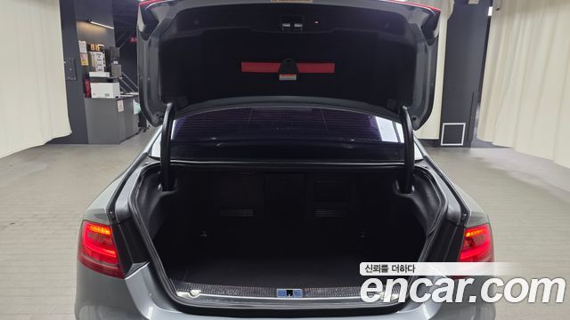 Audi A8 3.0 TFSI Quattro LWB D4 2012 — фото 20